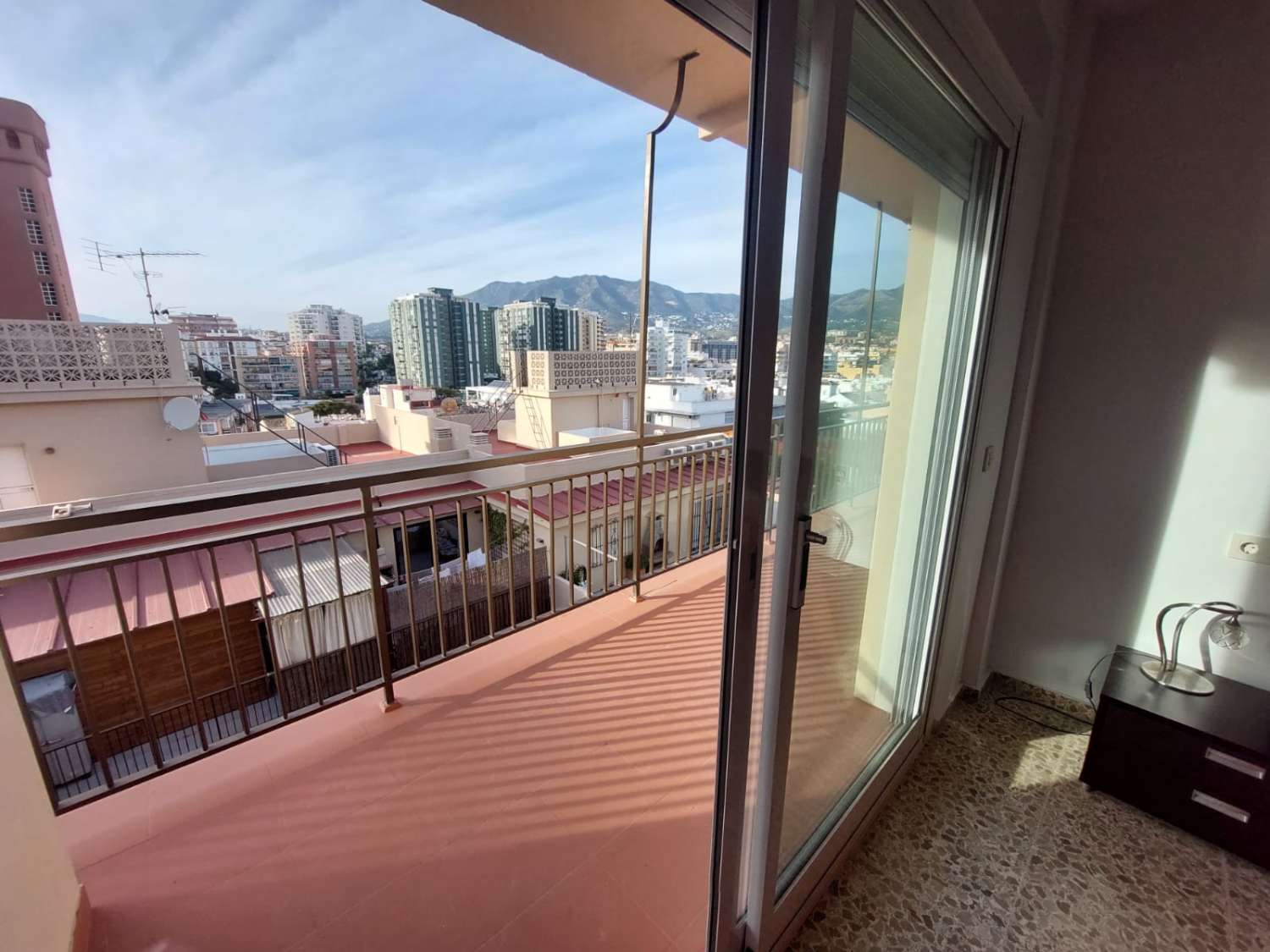 Espectacular apartamento de 4 dormitorios con vistas al mar en los Boliches!