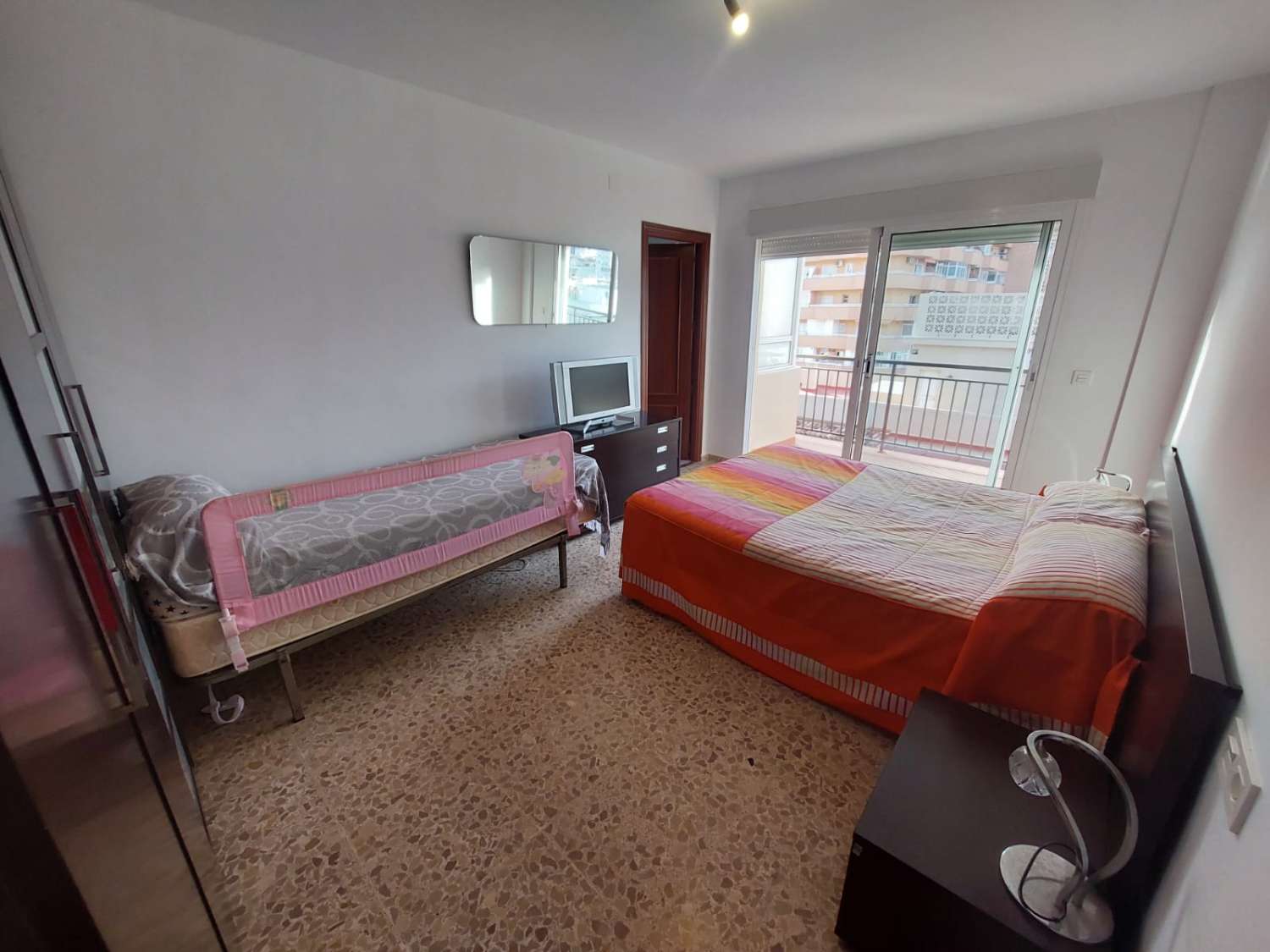 Espectacular apartamento de 4 dormitorios con vistas al mar en los Boliches!