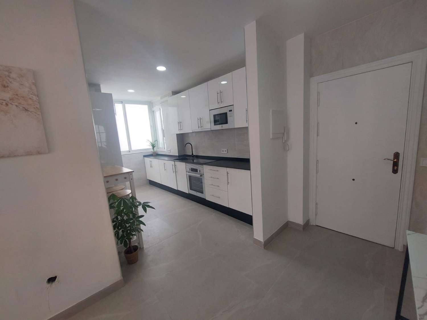 Espectacular apartamento de 3 dormitorios con vistas al mar