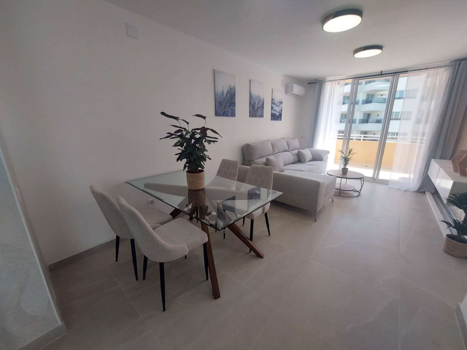 Espectacular apartamento de 3 dormitorios con vistas al mar