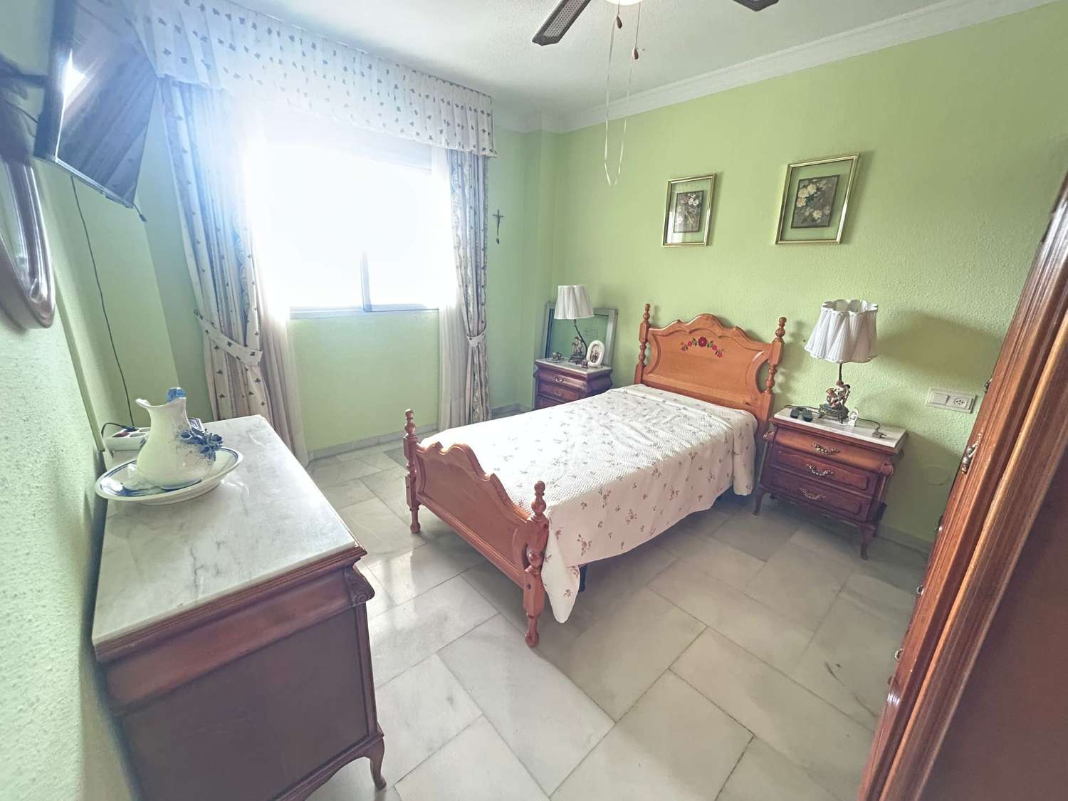 Precioso apartamento de 2 dormitorios en Fuengirola